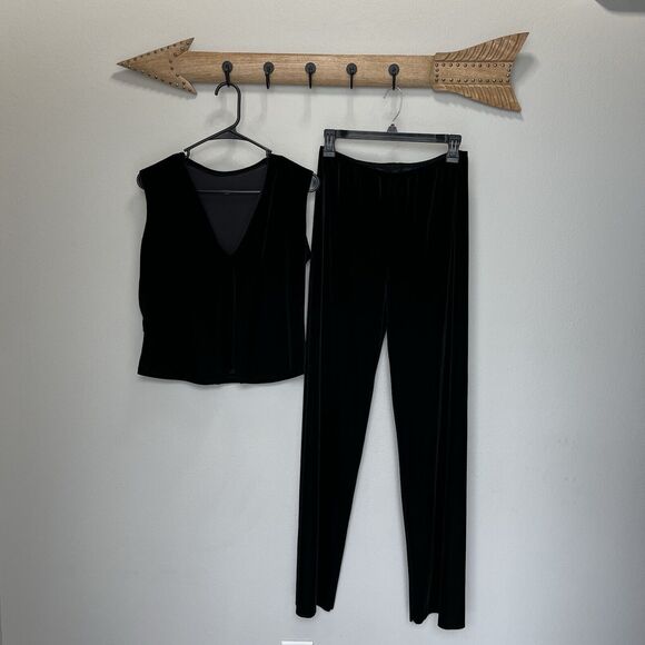 Fina Dansco | Black Velvet Velour Outfit Top & Pants Medium Adult Vintage USA - Picture 1 of 7